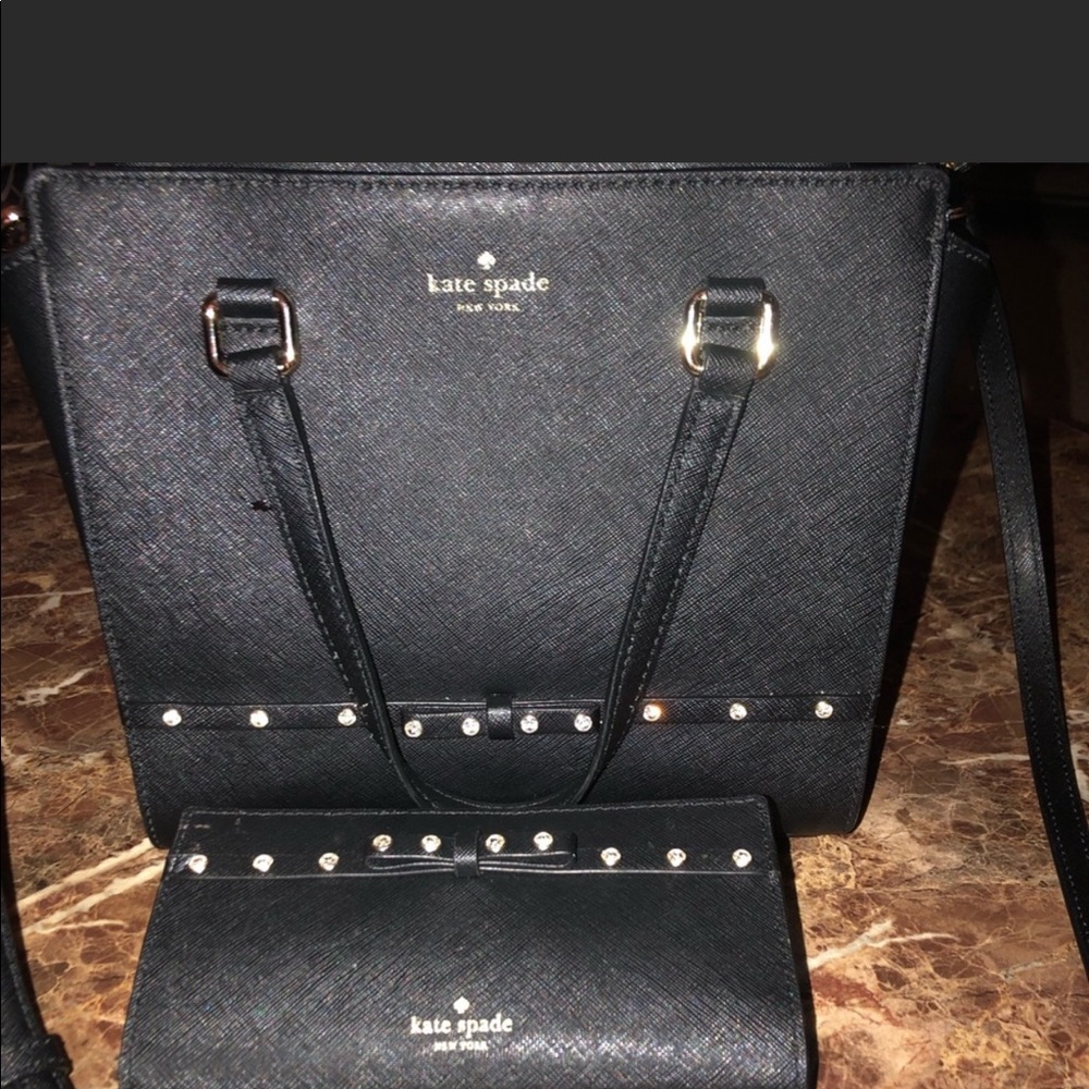 Crossbody black katespade purse